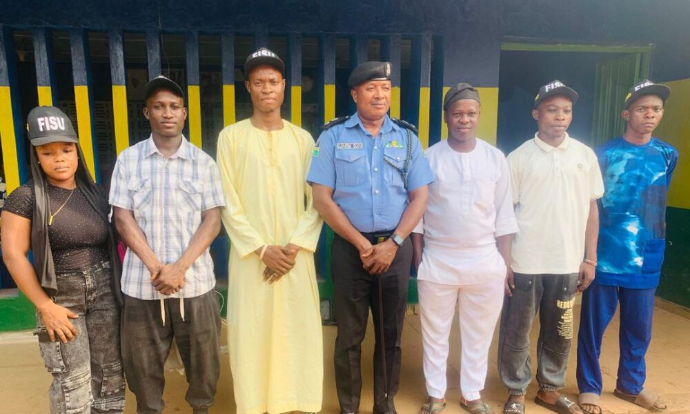 FISU Executives with Divisional Police Officer
